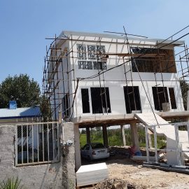 تنفيذ هيكل خفيف LSF ونوافذ زجاجية مزدوجة UPVC